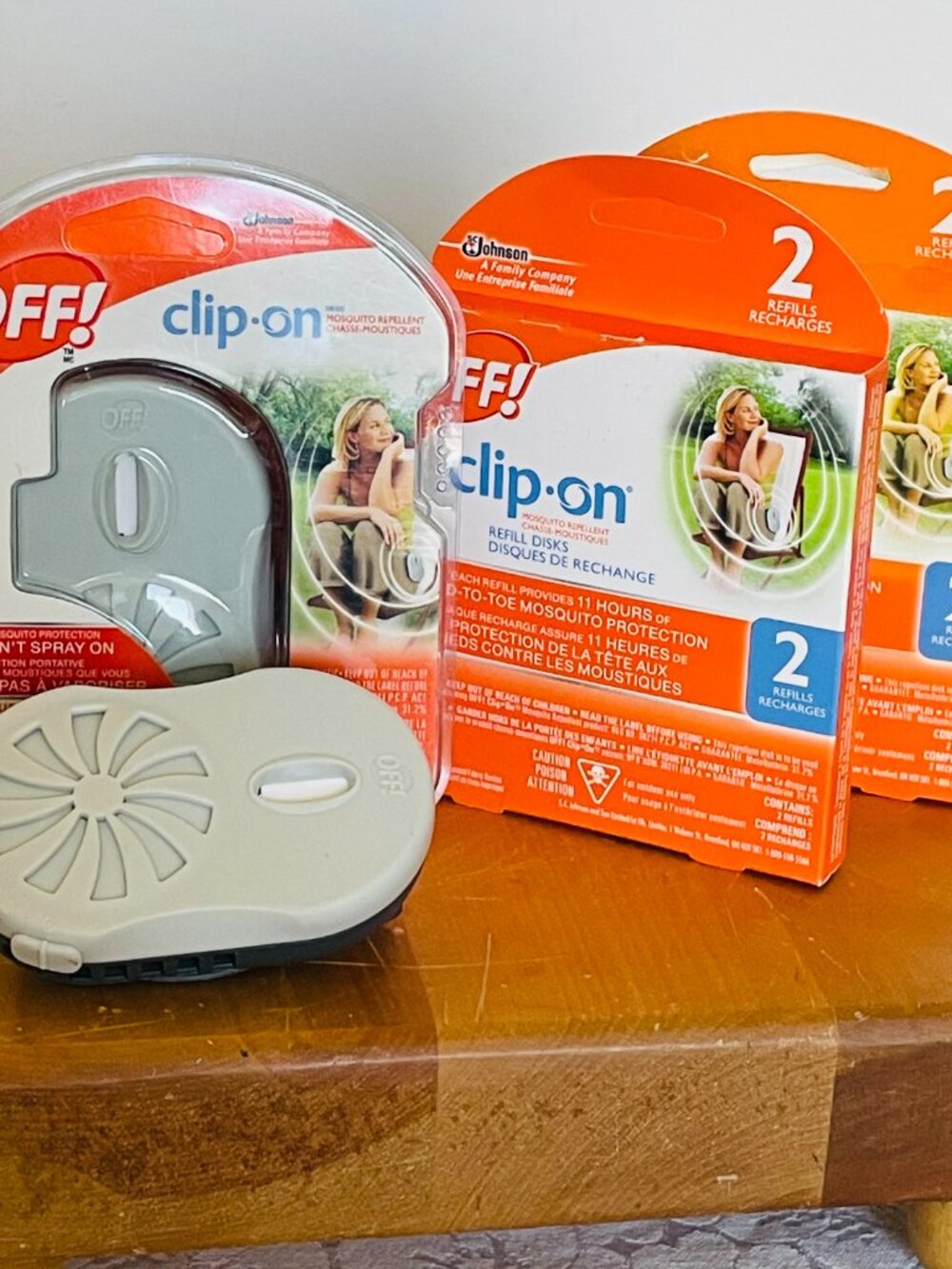 OFF! Mosquito Repellent Clip-on's & 2 Refills